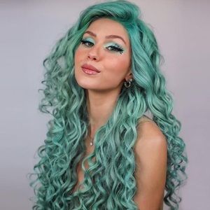 - - ♥️ 22” GREEN KINKY  CURLY  LACEFRONT FRONT WIG NWT